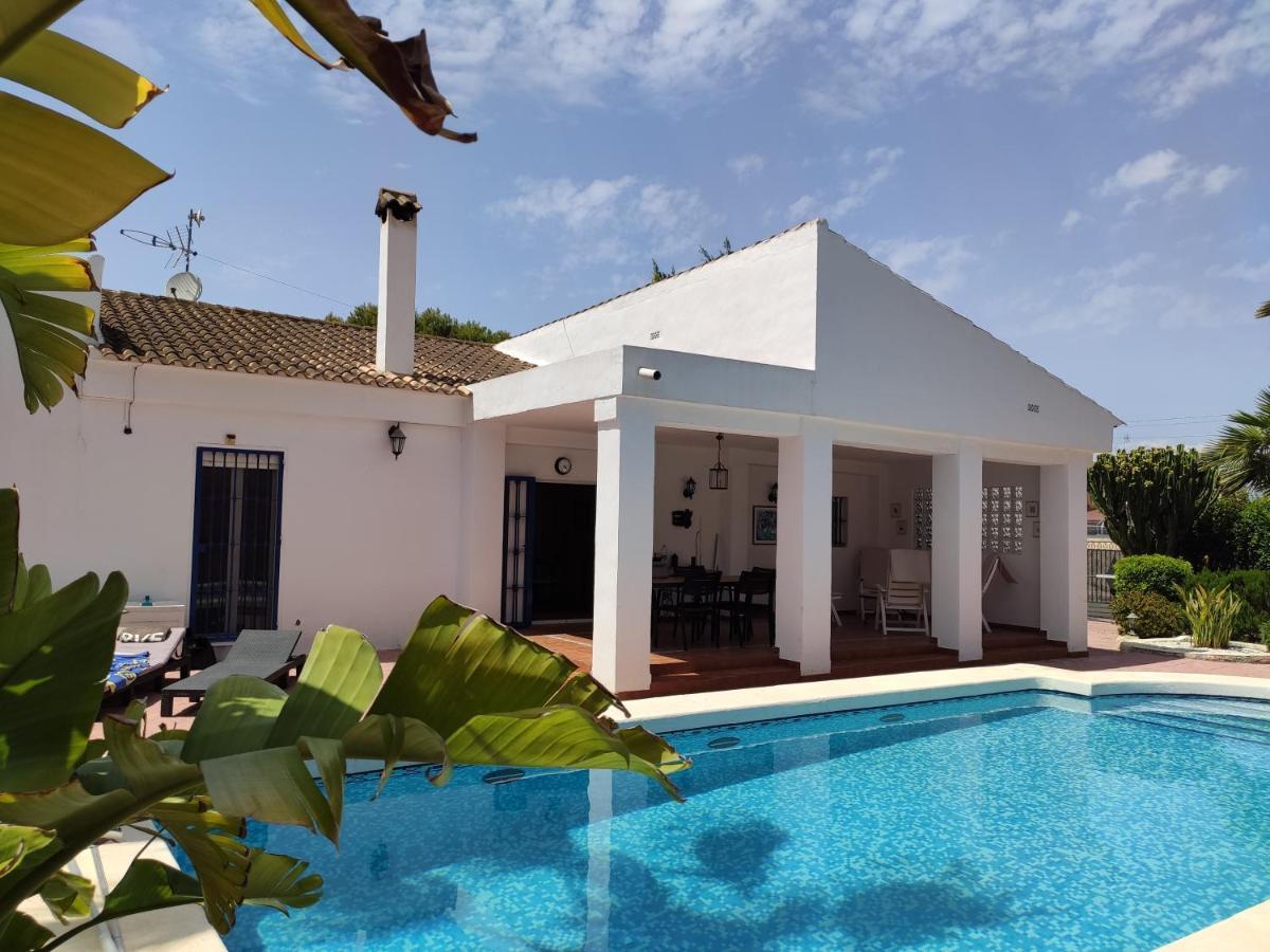 Villa With Private Pool, Bbq, Fitness Center & Sauna San Vicente Raspeig Bagian luar foto