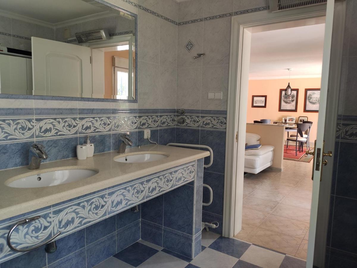 Villa With Private Pool, Bbq, Fitness Center & Sauna San Vicente Raspeig Bagian luar foto